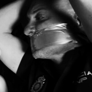 Xtudr - sexslave44: Sumiso para dominantes, sesiones de role play secuestro, violación, bondage, pies...